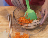 Foto langkah ke 3 dari resep Siomay Dimsum Ayam Gurih Dan Kenyal: Modal Rp 1000/pcs.