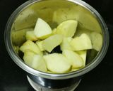 A picture of step 1 of Apple Grape Virgin Mojito.