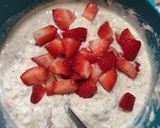 Φωτογραφία βήματος 3 της συνταγής "Cheesecake φράουλα overnight oats" 🍓🌃