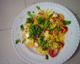 A picture of step 2 of Chaat puri.
