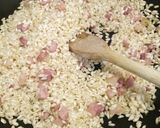 A picture of step 3 of Rosemary and pancetta risotto.