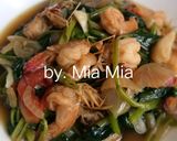 Foto langkah ke 3 dari resep Tumis kangkung saos tiram.