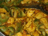 आलू शिमला मिर्च (Aloo Shimla Mirch Sabzi Recipe in Hindi)