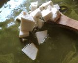 A picture of step 4 of Palak paneer.