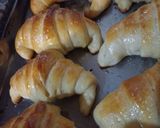 Foto del paso 7 de la receta: Medialunas Caseras de Manteca (económica)