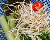 Hình bước làm 1 của món Canh Chua Chả Cá Bông Điên Điển