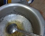 A picture of step 1 of Kasi Phal Sabzi. (Kaddu Ki Bhujiya).