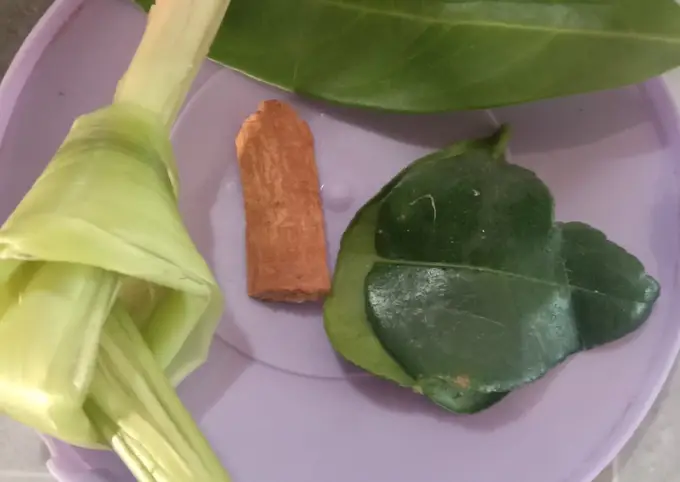Langkah-langkah untuk membuat Cara membuat 024. Ayam Masak Habang