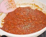 Foto langkah ke 3 dari resep Baked Macaroni Marinara Sauce & Bechamel - Saus Tomat.