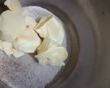 A picture of step 3 of Lemon blueberry cake.