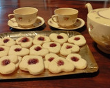 Foto del paso 4 de la receta: Galletitas con corazón de mermelada (para San Valentín)