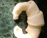 Foto del paso 9 de la receta: Medialunas de Grasa