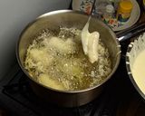 Foto langkah ke 4 dari resep Pisang Goreng Keju.