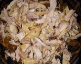 عکس مرحله 2 از دستور ساندویچ مرغ و قارچ