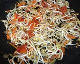 Foto langkah ke 6 dari resep Tumis Toge Wortel.