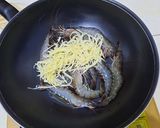 蔥爆蝦子的食譜步驟1照片