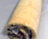 Áfonyás-túrós piskótatekercs mindenmentesen recept fázis 5 fotója