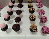 Foto langkah ke 5 dari resep Bola Bola Coklat.