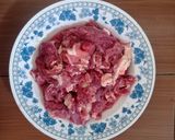 Foto langkah ke 1 dari resep Ca Daging Sawi Putih.