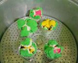 Foto langkah ke 6 dari resep Bolu kukus semangka anti gagal.