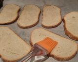 Pas rețetă Mini pizza - felii de pâine 2 fotografie