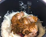 Foto langkah ke 3 dari resep Nasi Pilaf Paha Ayam 骨付き鶏もも肉のピラフPilaf of chicken thigh with bone.