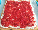 Foto del paso 5 de la receta: Brazo de Nata y Fresas