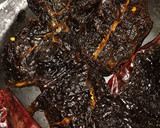 Foto del paso 2 de la receta: Mole Oaxaqueño con pollo y tortillas de maíz hechas a mano