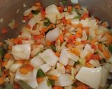 Foto del paso 2 de la receta: Marmitako de choco y bacalao