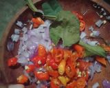 Foto langkah ke 1 dari resep Tumis Daun Singkon Dayak Modang.