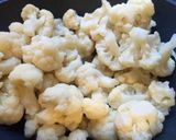 Foto del paso 1 de la receta: Coliflor con un toque picante