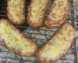 Foto del paso 4 de la receta: Tostas de jamón York, tomate y queso