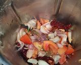 A picture of step 1 of Kadai Paneer.