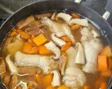 Foto langkah ke 3 dari resep Sup Ayam Kaldu Bening.