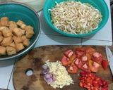 Foto langkah ke 1 dari resep Tumis Toge Tahu.