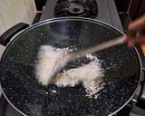 Foto langkah ke 3 dari resep Nasi Goreng Udang.