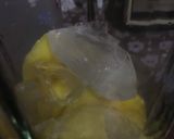 A picture of step 2 of Mango Squash.