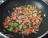 A picture of step 3 of Burnt garlic rice.