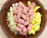 Foto del paso 3 de la receta: Salchichas con verduras en freidora de aire