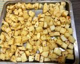Foto del paso 5 de la receta: Papas rústicas con salsa de queso, cebolla y merkén