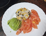 Foto del paso 4 de la receta: Ensalada de arroz con aguacate y tomate