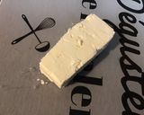 Une image de l'étape 4 de Salade feuille de chêne aux noix, feta et persil frais (avec sauce fruitée).