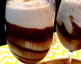 A picture of step 2 of The Merlion Chocolate Shake.