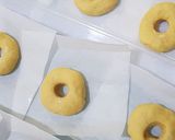Foto langkah ke 5 dari resep Donat.