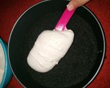 Foto langkah ke 6 dari resep No bake Oreo Cheesecake.