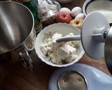 Foto del paso 4 de la receta: Cuadraditos de ricota, manzana y nueces