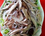 Foto del paso 16 de la receta Ensalada piramidal de melva fresca con cebollas y piquillos