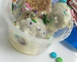 A picture of step 9 of Cake Truffle Balls Candy.