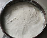 Foto del paso 10 de la receta: Mousse de chocolate blanco con interior de mango y frambuesas