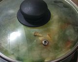 A picture of step 3 of Mushroom Vegetable Soup.